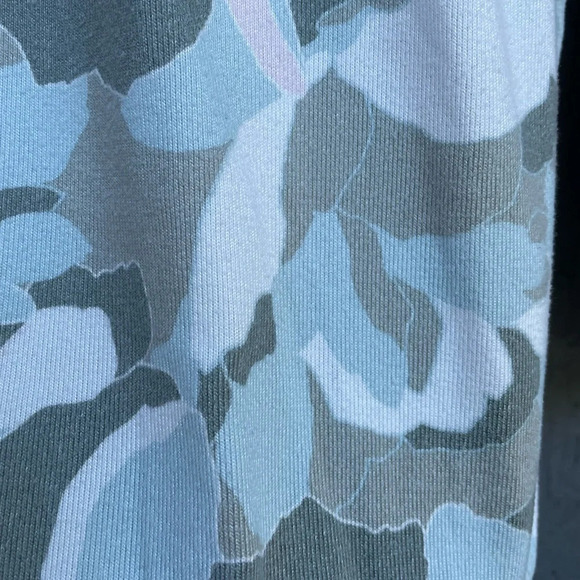 PJ Salvage  Camo Blooms Printed Lounge Top, size XL - Picture 8 of 9